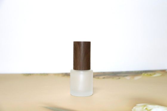 20ml Thủy tinh thủy tinh lạnh có thể lấp đầy lại bình mỹ phẩm bằng nắp vít